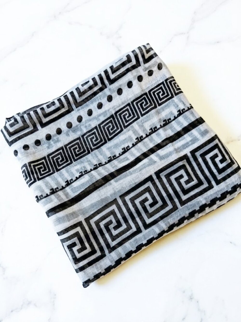 *Clearance* Black and White Aztec Scarf